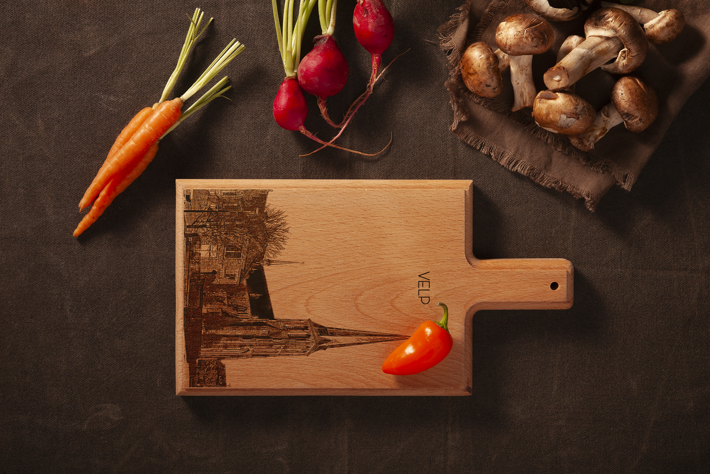 Velp Kerk OLV Visitatie – Handmade Beechwood Serving & Cheese Board (28 × 15 cm)