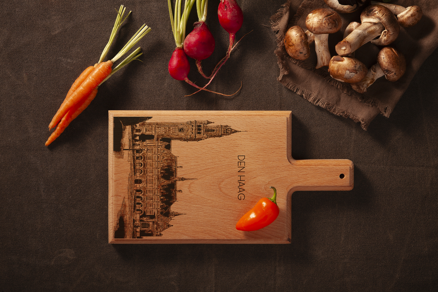 Den Haag Vredespaleis Cheese Board - Beech Wood